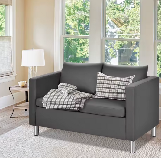 Modern Leaverseat Couch